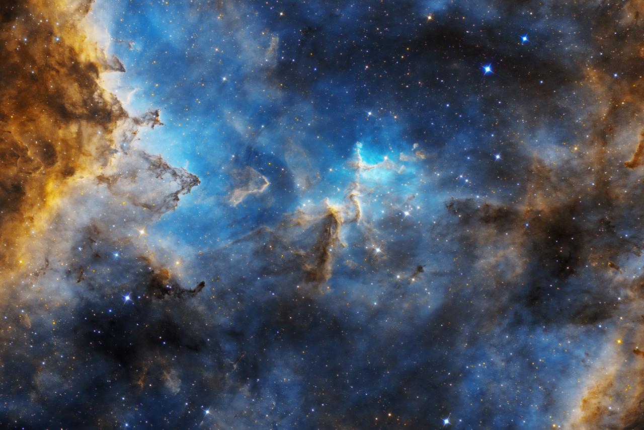  The Centre of the Heart Nebula - Stars and Nebulae/Csillagok és ködök III. helyezés
