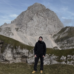  Gergely Tóth