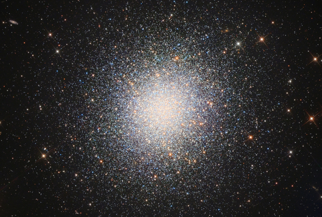Messier 13 – A Herkules nagy Gömbhalmaza.