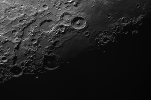 Napkelte a Mare Nectaris felett