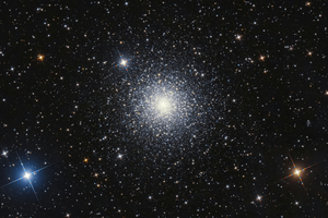 M15 Gömbhalmaz