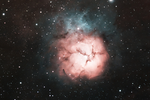 A Trifid-köd (M20)