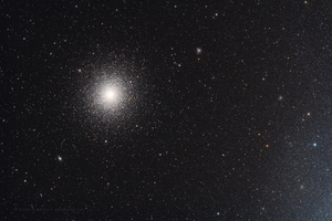 A 47 Tucanae és a Kis Magellán-felhő pereme