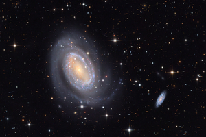 NGC 4725-  NGC 4712 Kozmikus páros tánc a végtelenben