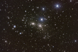 Beneriké Galaxisai... A Coma-galaxishalmaz