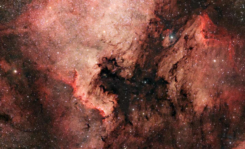 NGC 7000, IC 5070 Észak-amerikai és Pelikán köd
