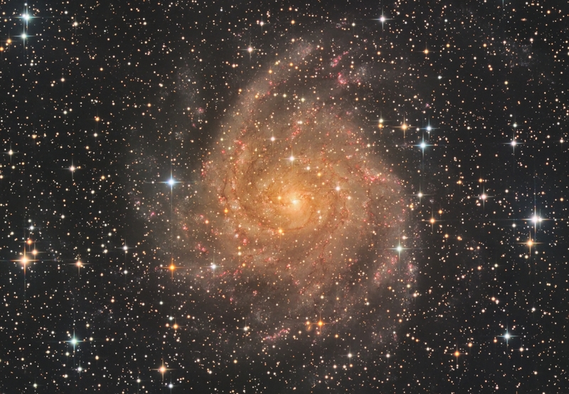 Rejtett galaxis - IC342 