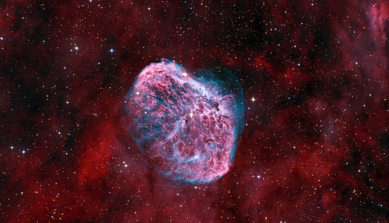 Sarló-köd (NGC 6888)