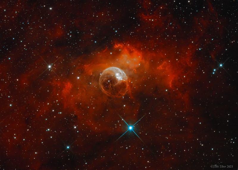 Buborék köd, NGC7635