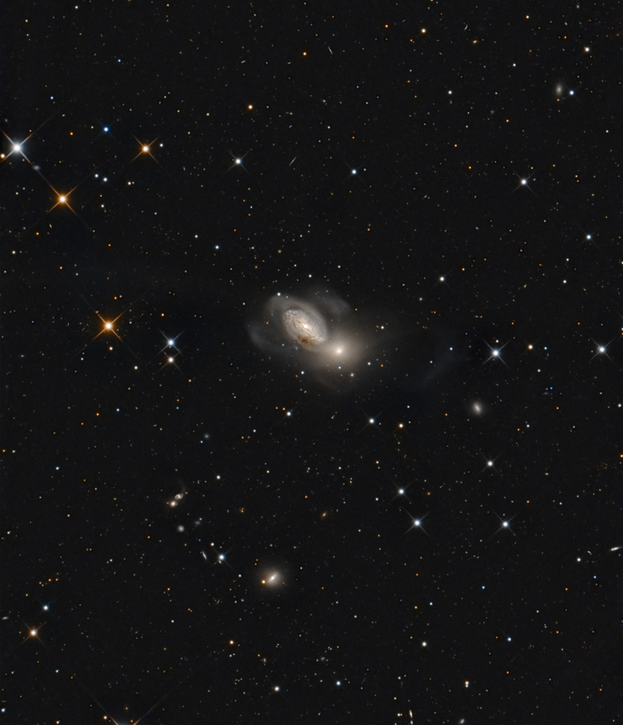 NGC3227 és társa