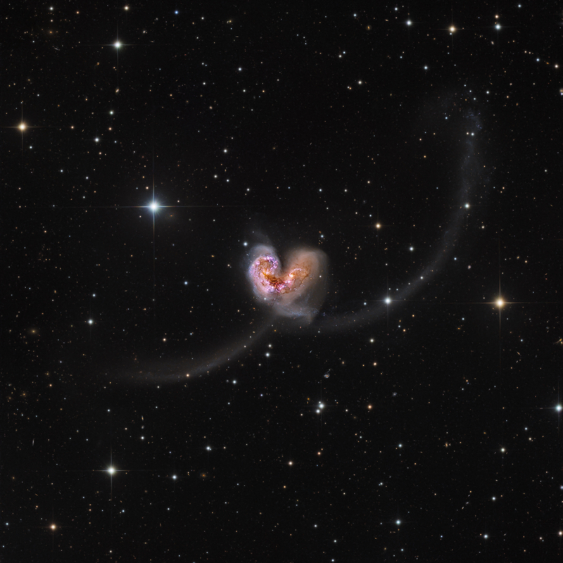 Csáp-galaxisok (NGC4038-NGC4039)