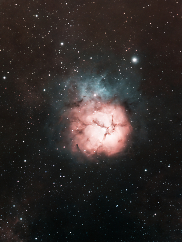 A Trifid-köd (M20)