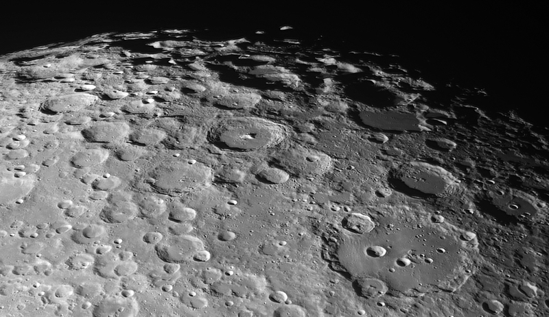 Clavius & Moretus kráter.