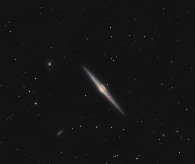 NGC 4565 - Tű-galaxis