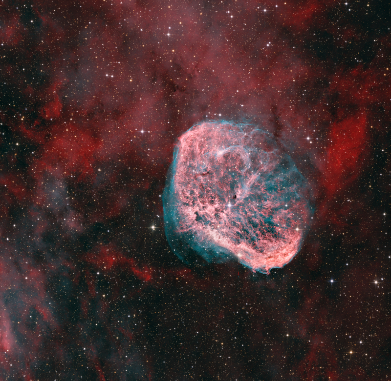 Sarló-köd (NGC 6888)