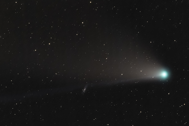 A C/2020 F3 (NEOWISE) - a huszonnyolcadik nap (91%-os holdfázis mellett)