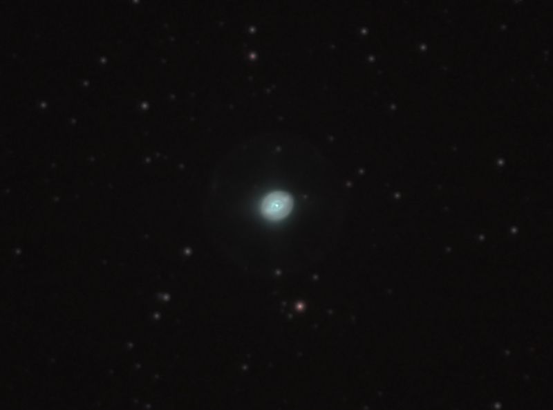 NGC 6826 Pislogó-köd
