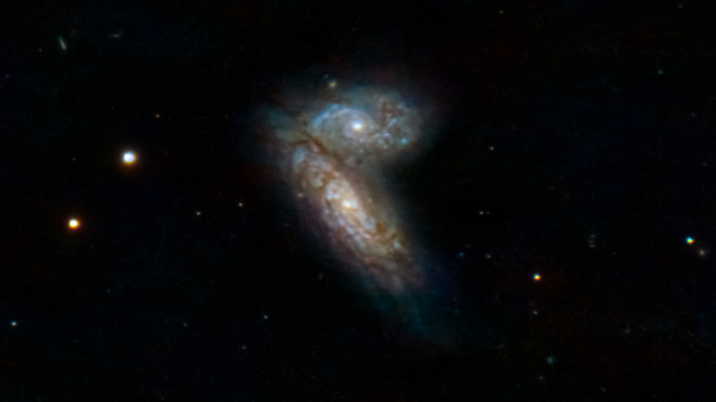 Pillangó galaxisok - NGC 4568, NGC 4567