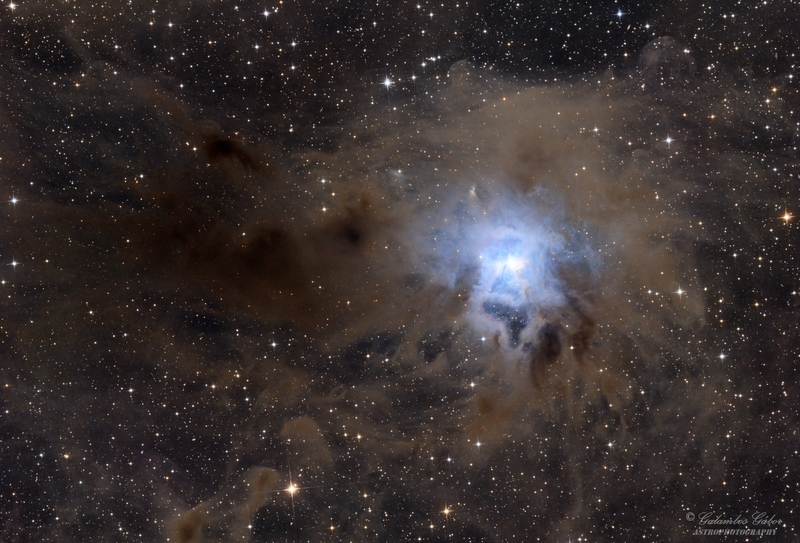 Írisz köd (NGC 7023) a Cepheusban több expozícióval v3
