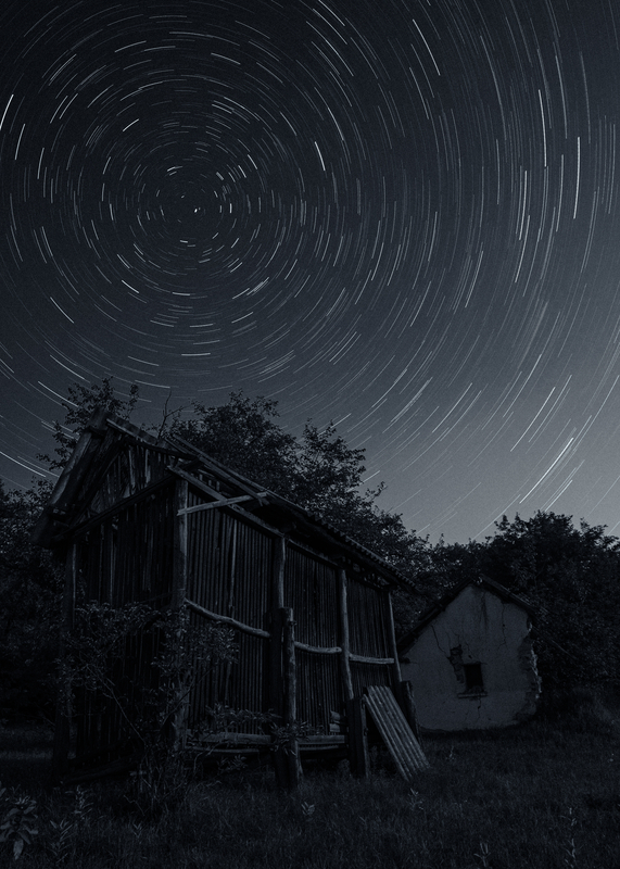 Múltunk a csillagok alatt