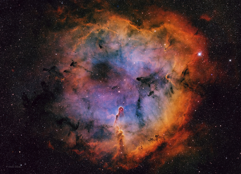 Elefántormány-köd (IC1396) Full verzió