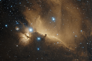 Az IC 434 és a Lófej-köd, szintetikus Hubble-palettával